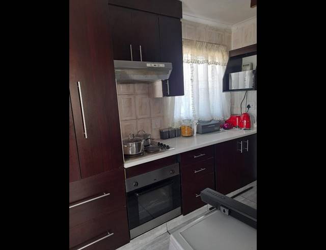 2 BEDROOM PROPERTY TO RENT IN RABIE RIDGE
